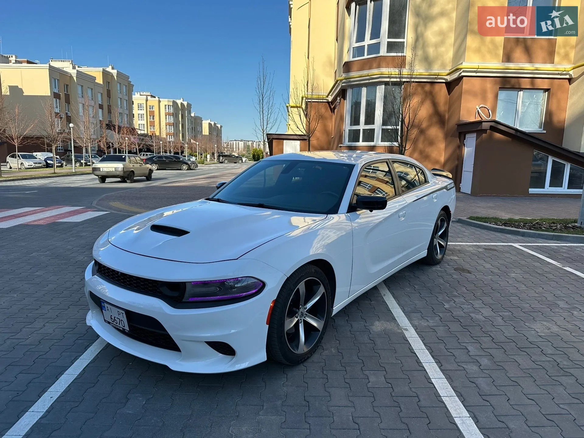 2015 Dodge Charger - мініатюра 17