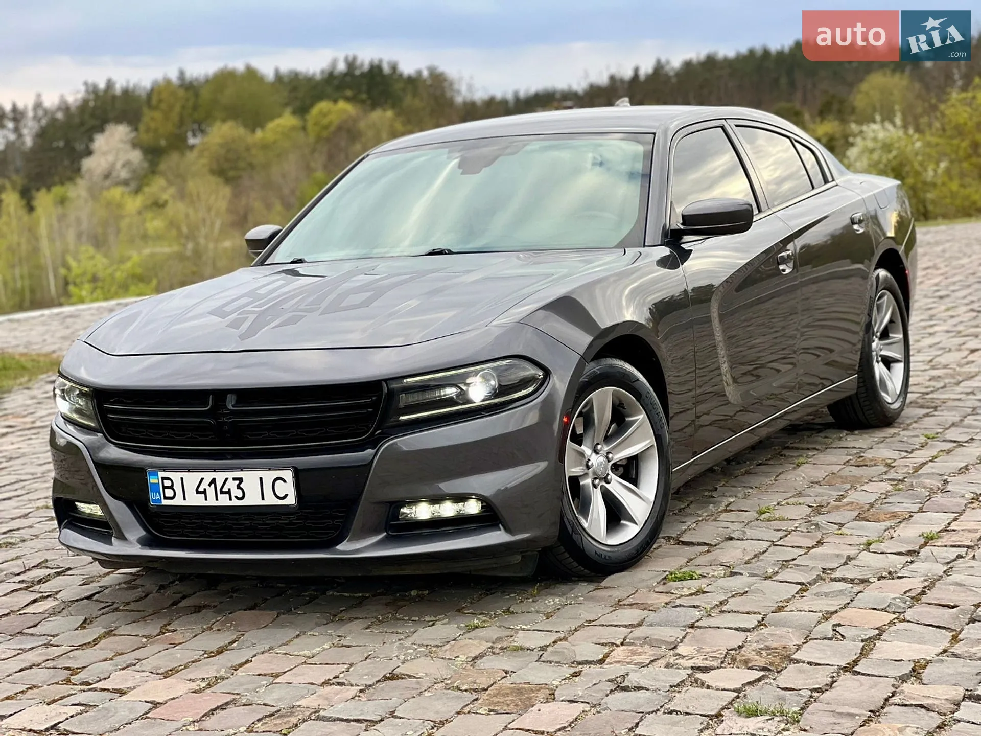 2017 Dodge Charger - фото 1