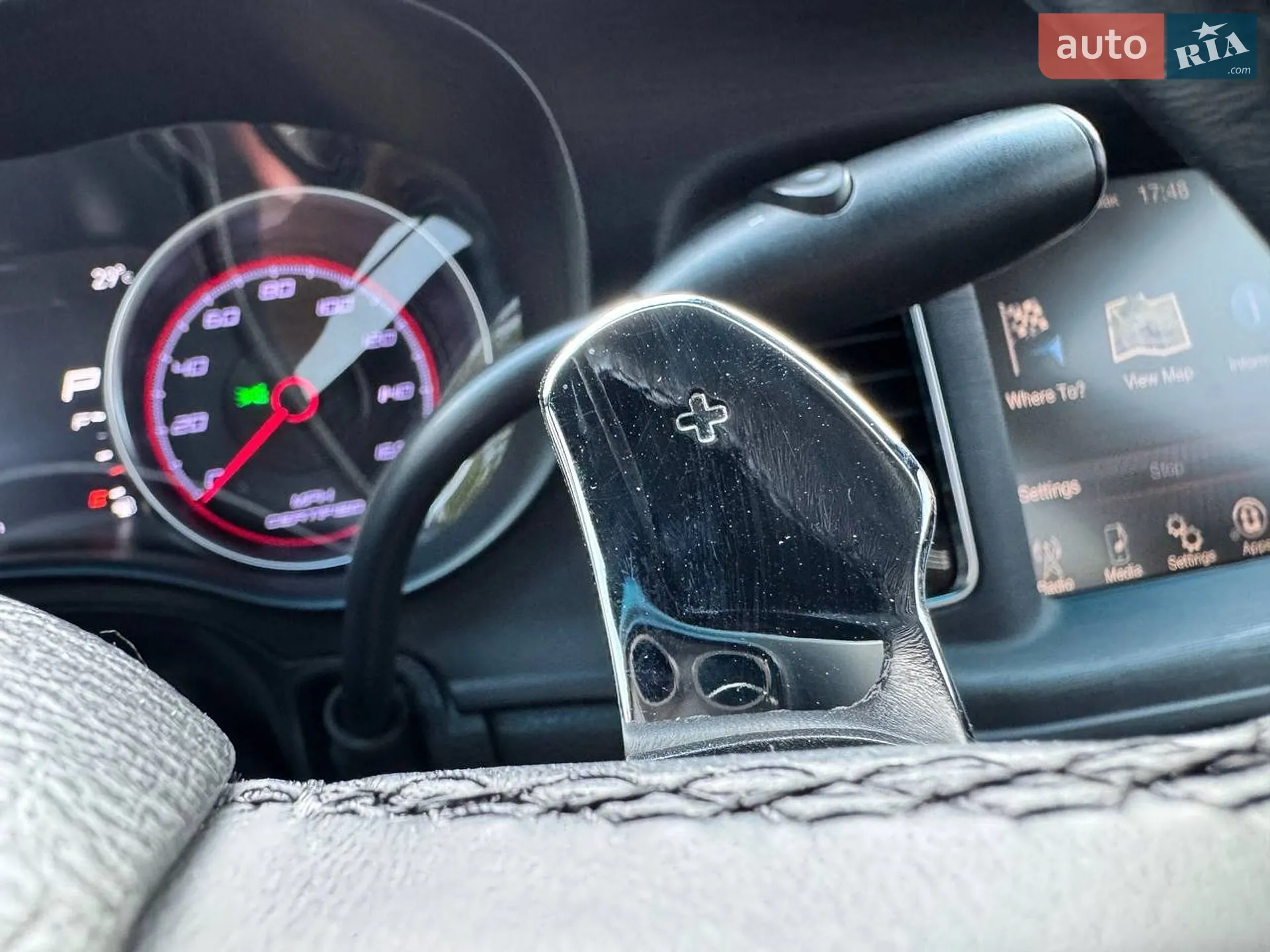 2017 Dodge Charger - мініатюра 27