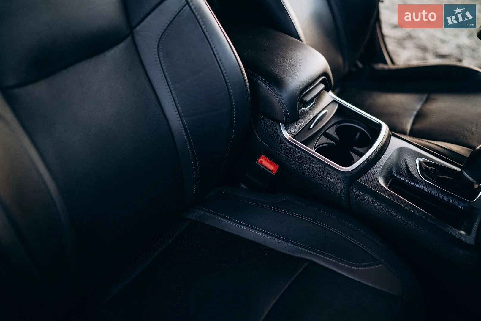 2015 Dodge Charger - мініатюра 27