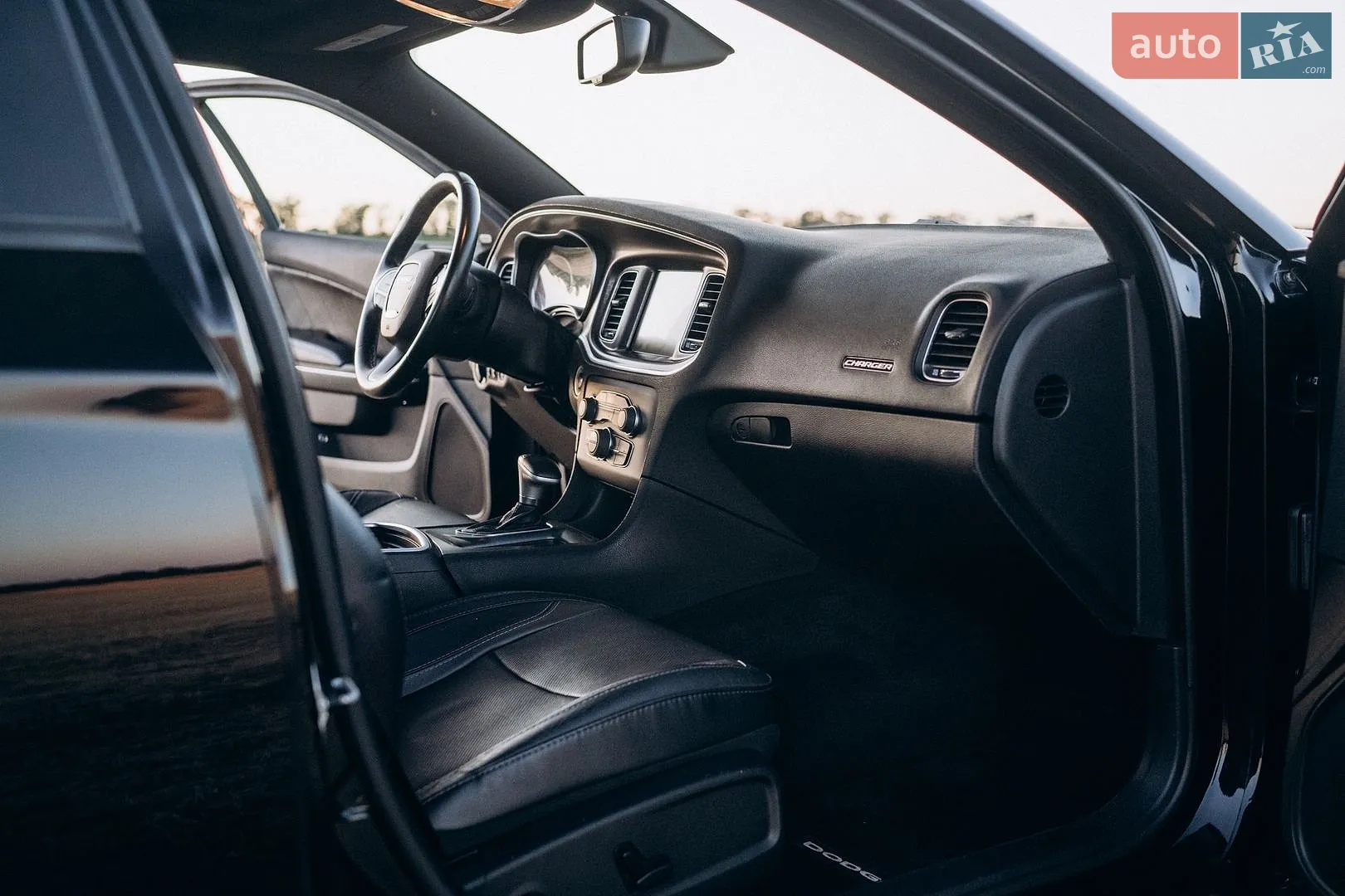 2015 Dodge Charger - мініатюра 29