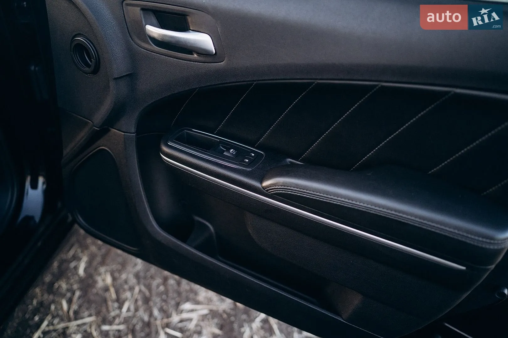 2015 Dodge Charger - мініатюра 30