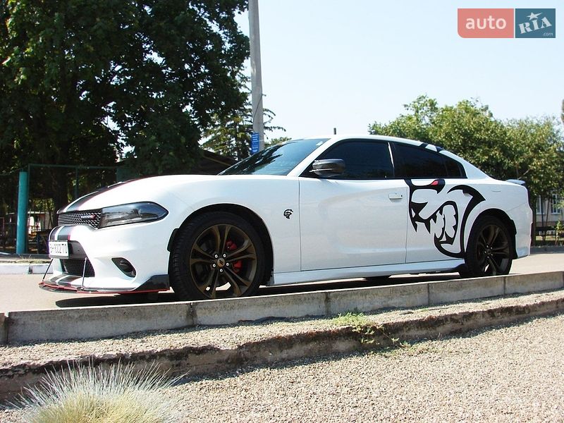 Dodge Charger, фото з оголошення