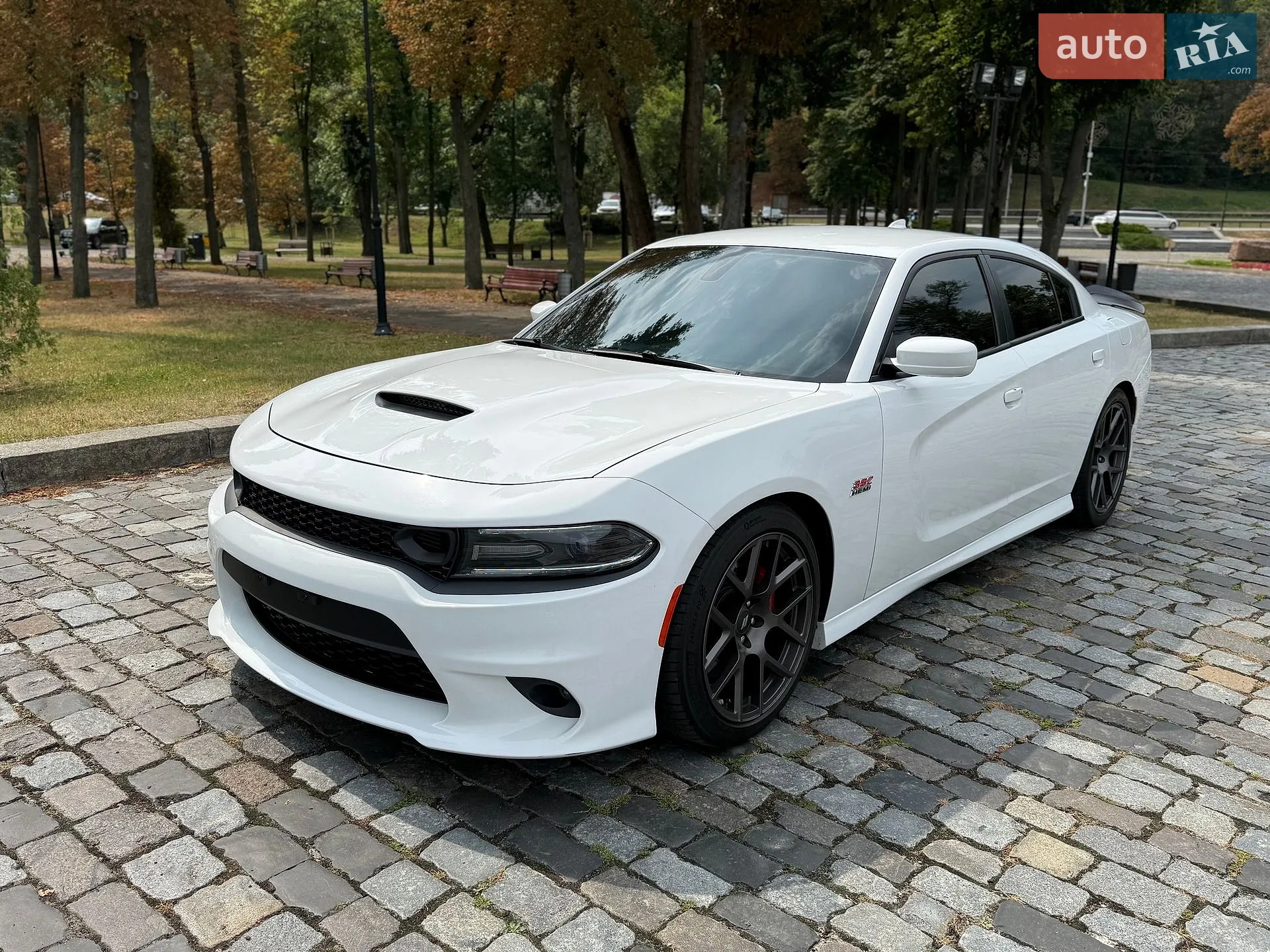 2018 Dodge Charger - мініатюра 3