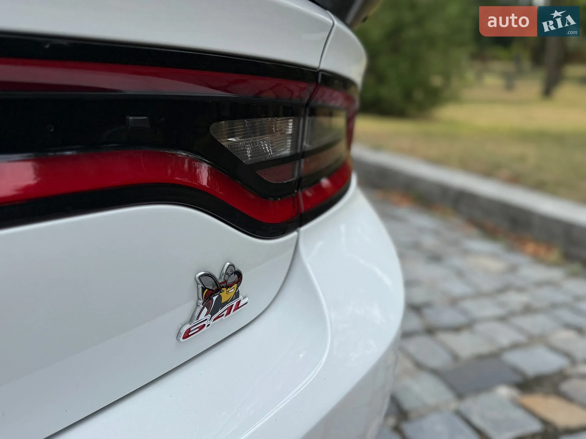 2018 Dodge Charger - мініатюра 16