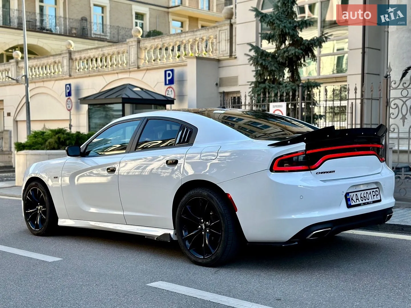 2018 Dodge Charger - мініатюра 11