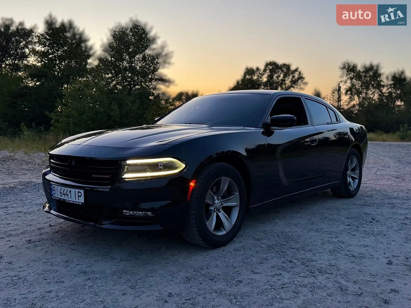 Dodge Charger 2015 VIN 2C3CDXBG3FH879975 фото оголошення 12 з 20