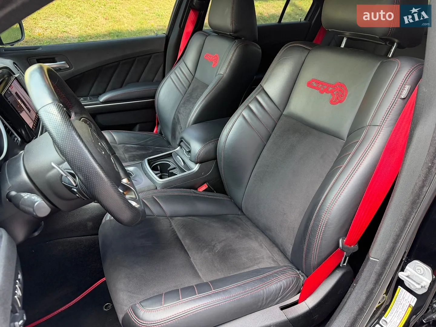 2016 Dodge Charger - мініатюра 38