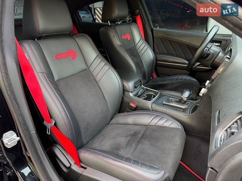 Седан Dodge Charger 2016 в Киеве