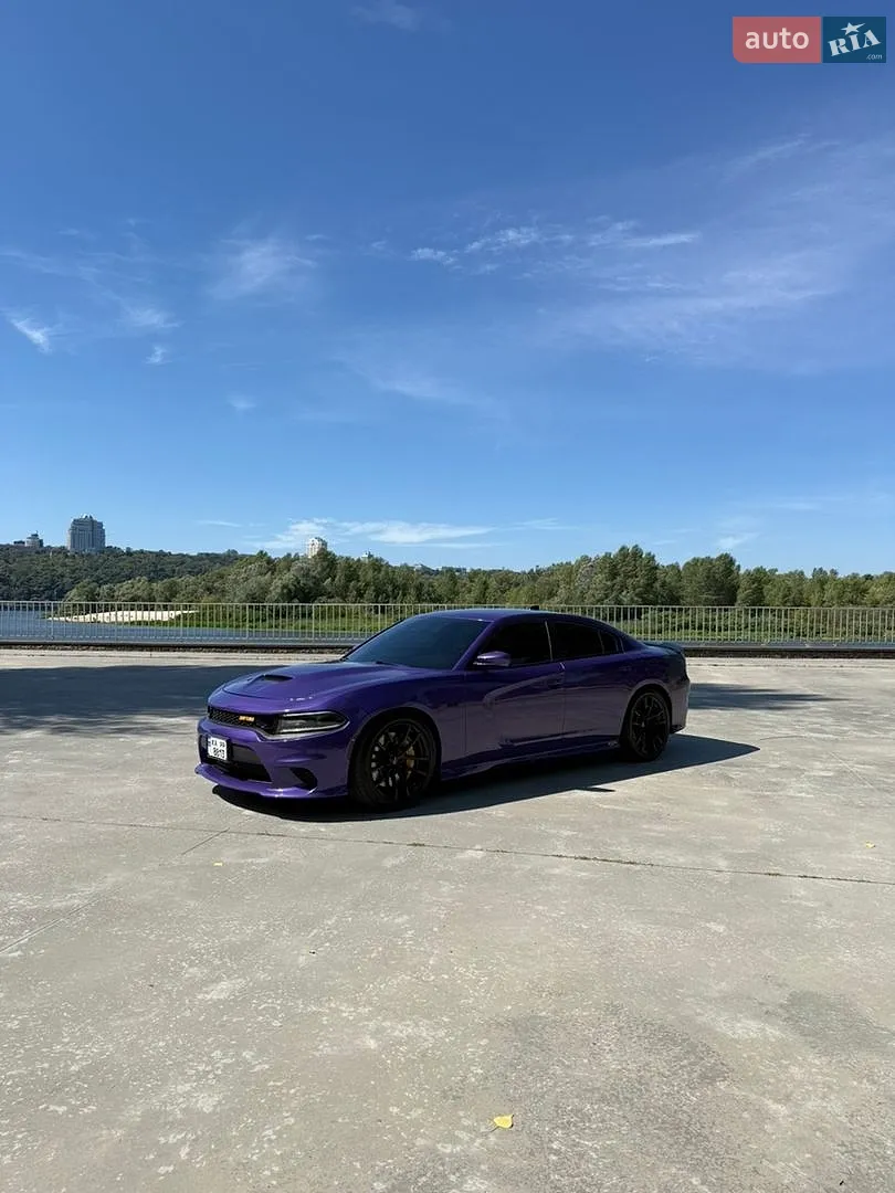 2018 Dodge Charger - фото 1