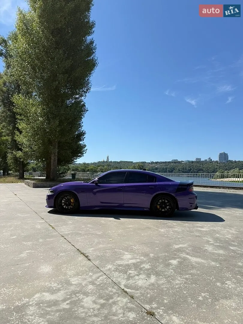 2018 Dodge Charger - мініатюра 16