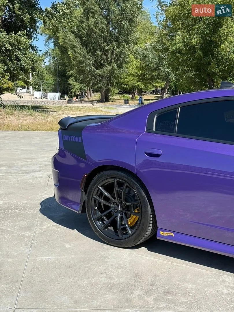 2018 Dodge Charger - мініатюра 21