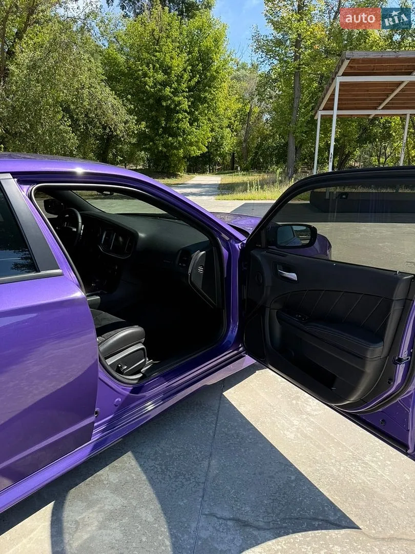2018 Dodge Charger - мініатюра 29