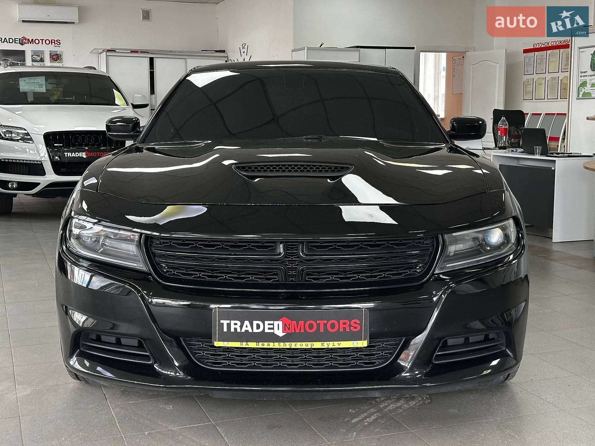 2017 Dodge Charger - мініатюра 3