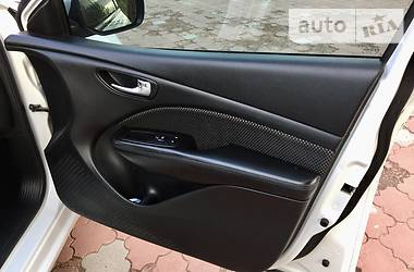 Седан Dodge Dart 2016 в 