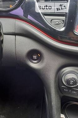 Седан Dodge Dart 2014 в 