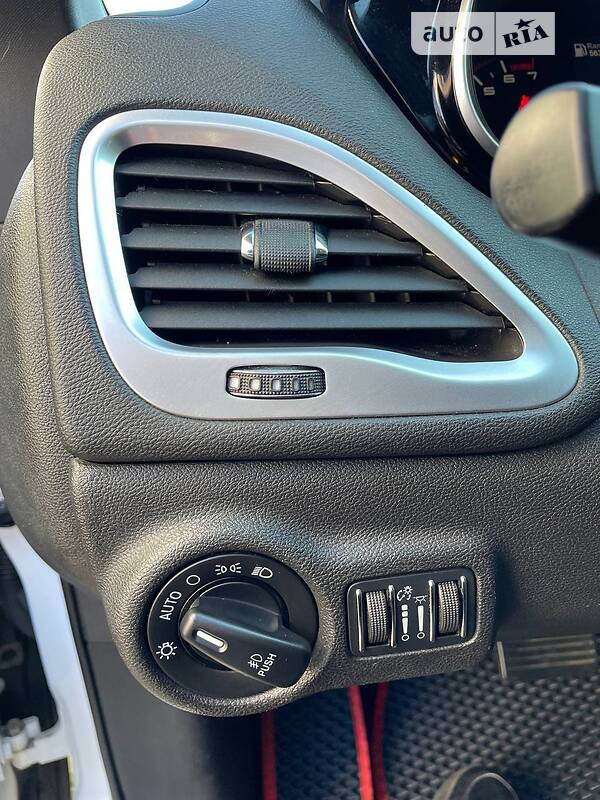Седан Dodge Dart 2012 в Івано-Франківську