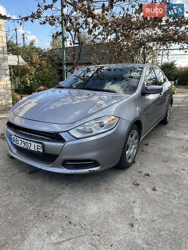 Седан Dodge Dart 2015 в Чечельнику