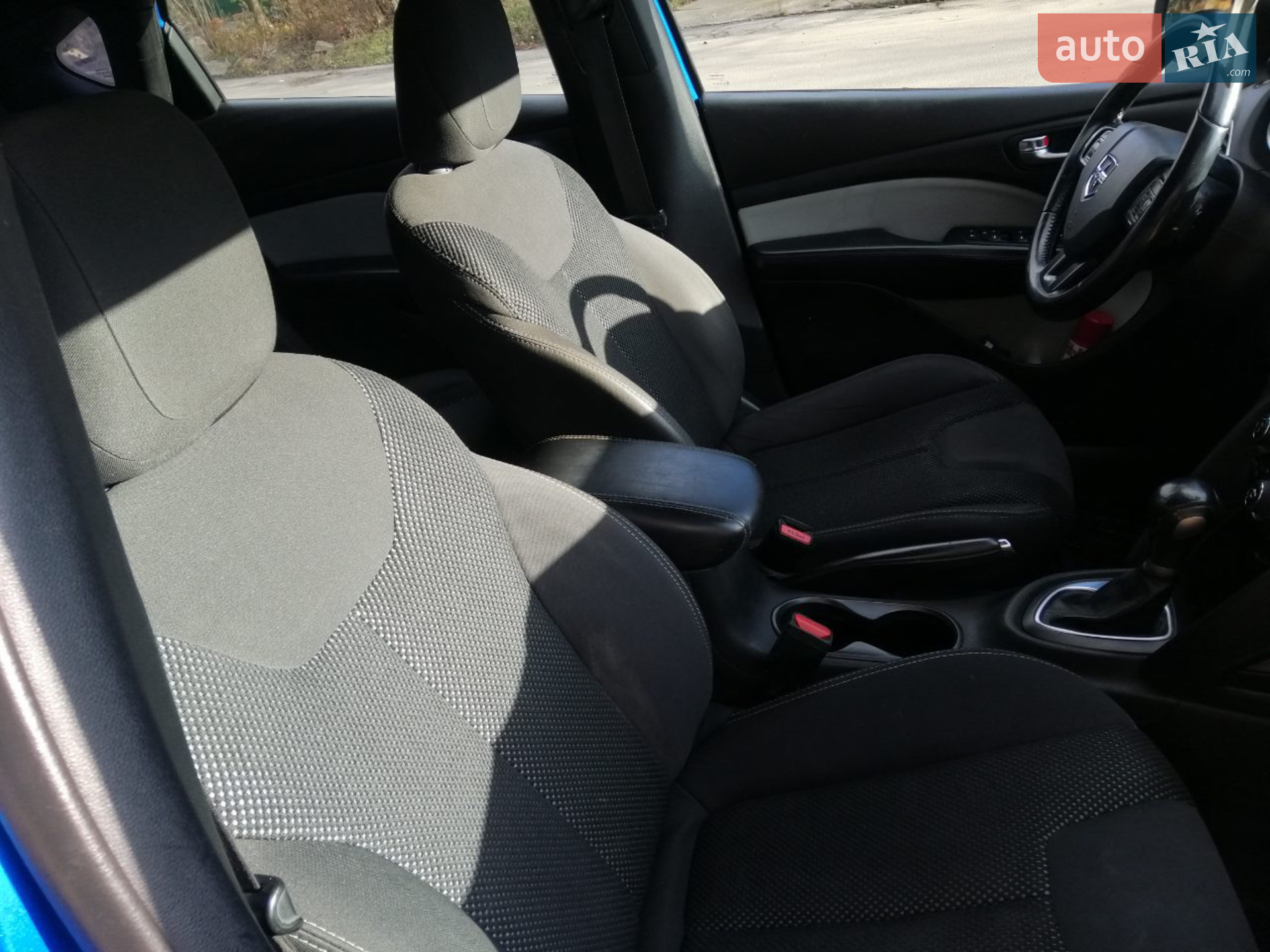 2015 Dodge Dart - мініатюра 13