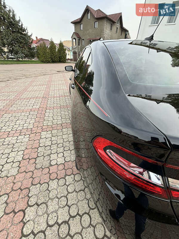 Седан Dodge Dart 2015 в Рожнятові