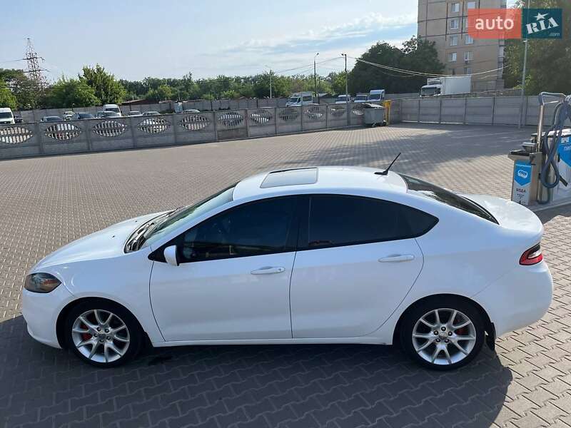 Седан Dodge Dart 2012 в Кривом Роге