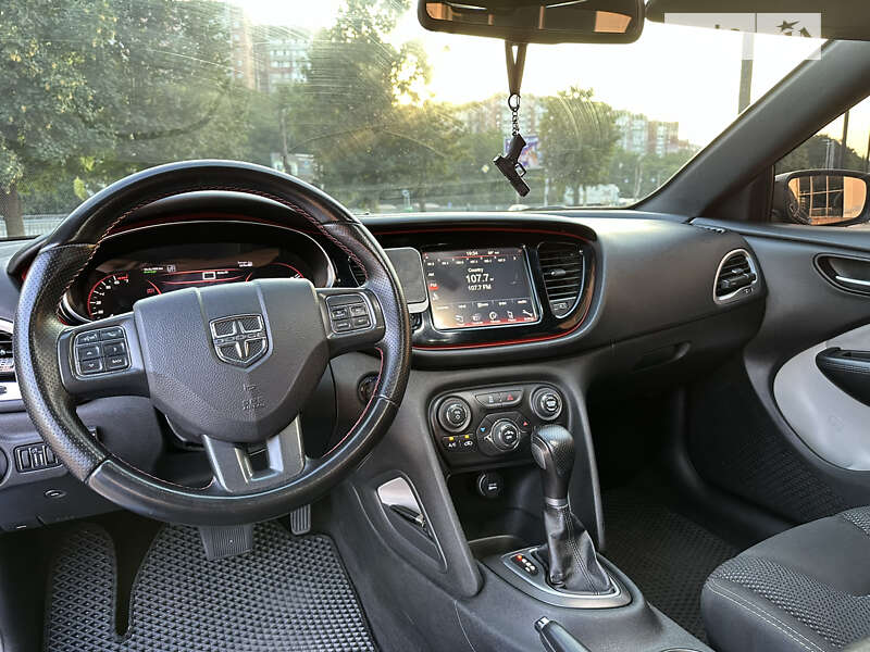 Седан Dodge Dart 2015 в Дніпрі