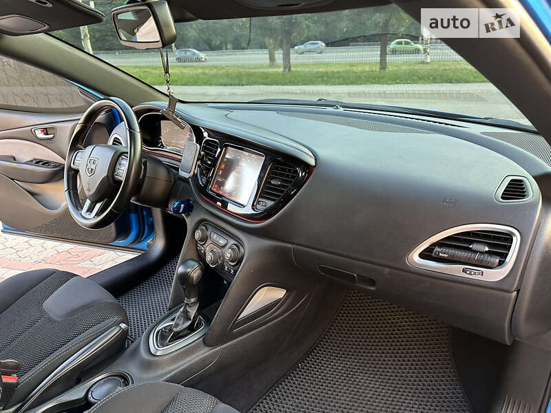 Седан Dodge Dart 2015 в Дніпрі