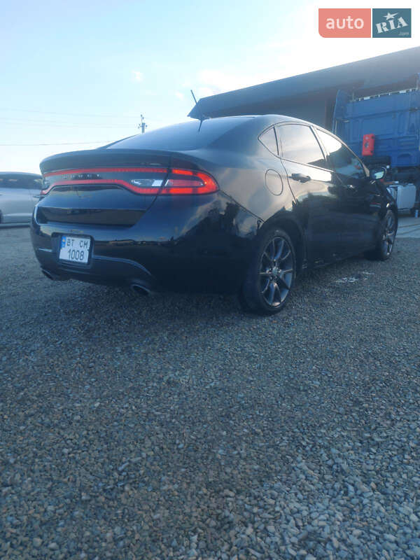 Седан Dodge Dart 2015 в Ужгороде