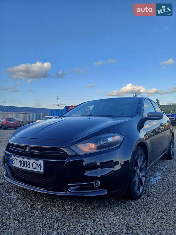 Седан Dodge Dart 2015 в Ужгороде