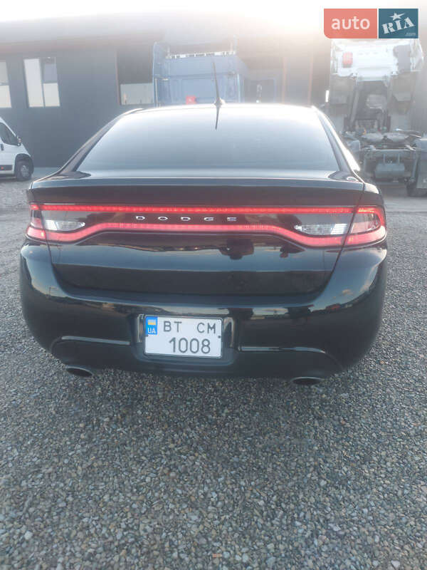 Седан Dodge Dart 2015 в Ужгороде