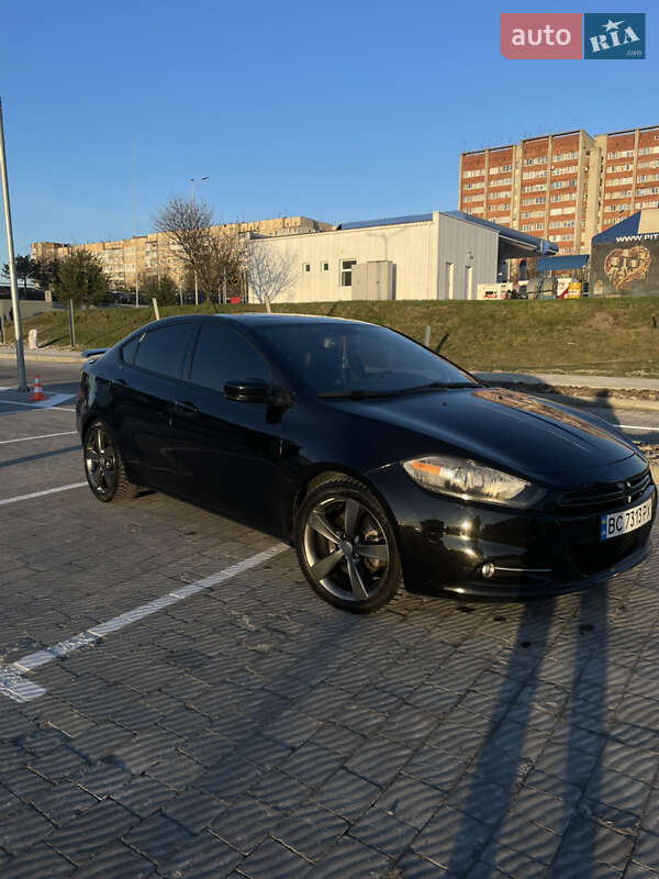 Седан Dodge Dart 2015 в Львові