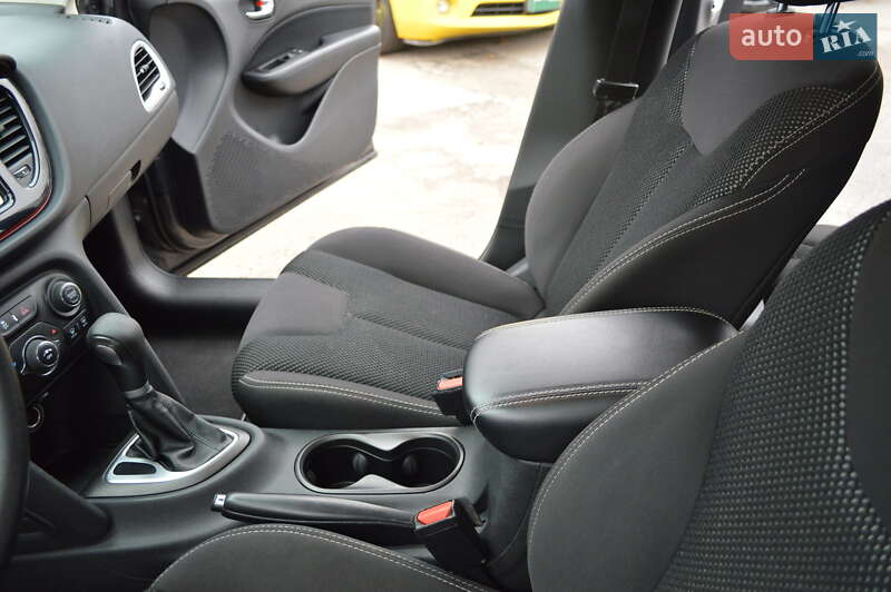 Седан Dodge Dart 2014 в Одесі