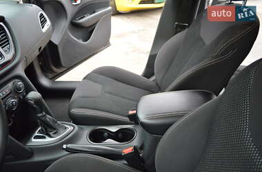 Седан Dodge Dart 2014 в 