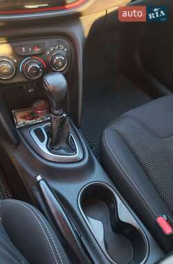 Седан Dodge Dart 2015 в 