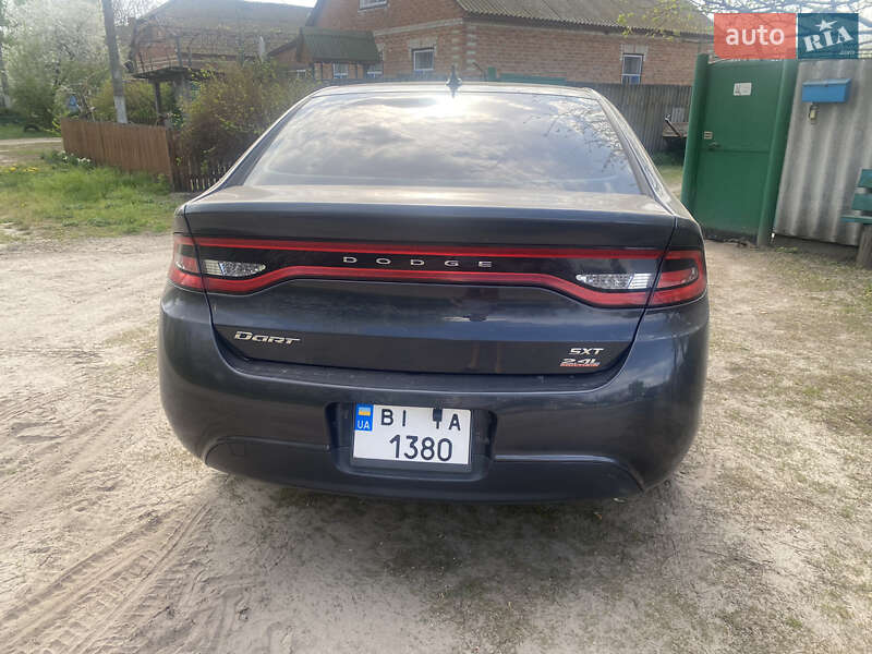 Седан Dodge Dart 2014 в Лебедині