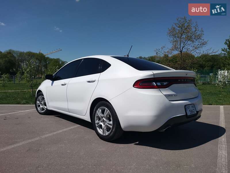 Седан Dodge Dart 2015 в 