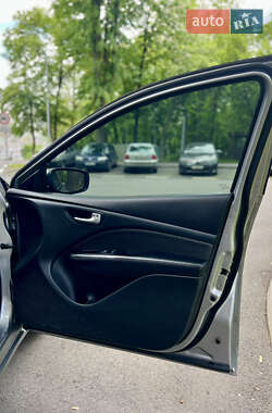 Седан Dodge Dart 2015 в 