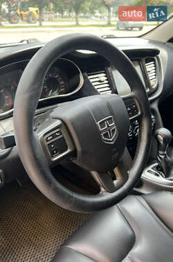 Седан Dodge Dart 2013 в 