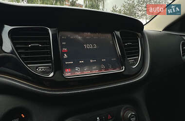 Седан Dodge Dart 2015 в 