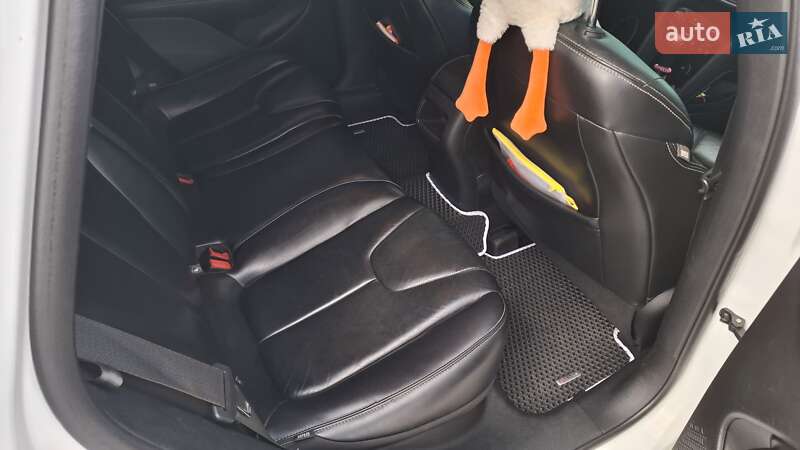 Седан Dodge Dart 2014 в Чернигове