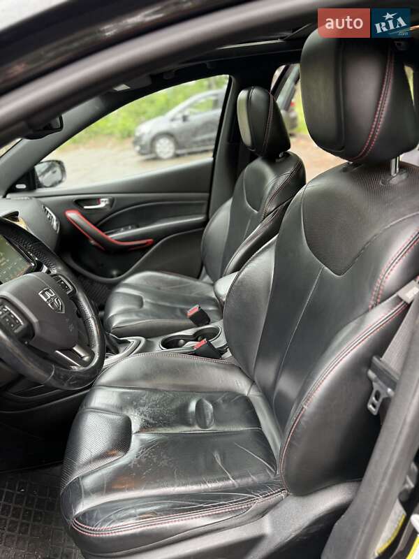 Седан Dodge Dart 2016 в Киеве фото 23 Седан Dodge Dart 2016 в Киеве