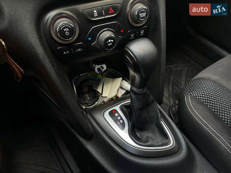 Седан Dodge Dart 2015 в Николаеве фото 23 Седан Dodge Dart 2015 в Николаеве