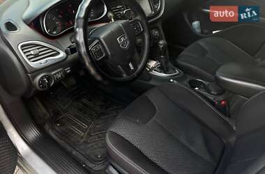 Седан Dodge Dart 2015 в 