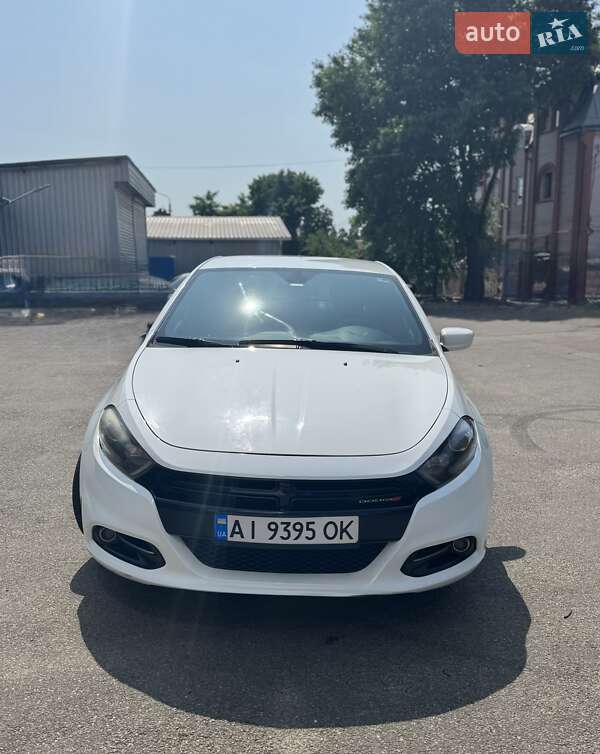 Седан Dodge Dart 2015 в 