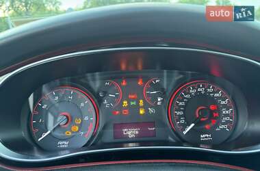 Седан Dodge Dart 2015 в 