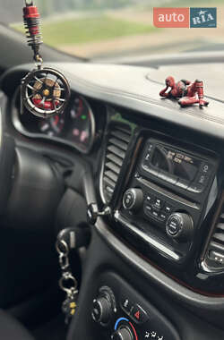Седан Dodge Dart 2015 в 