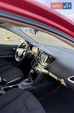 Седан Dodge Dart 2012 в 