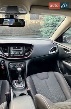 Седан Dodge Dart 2015 в 