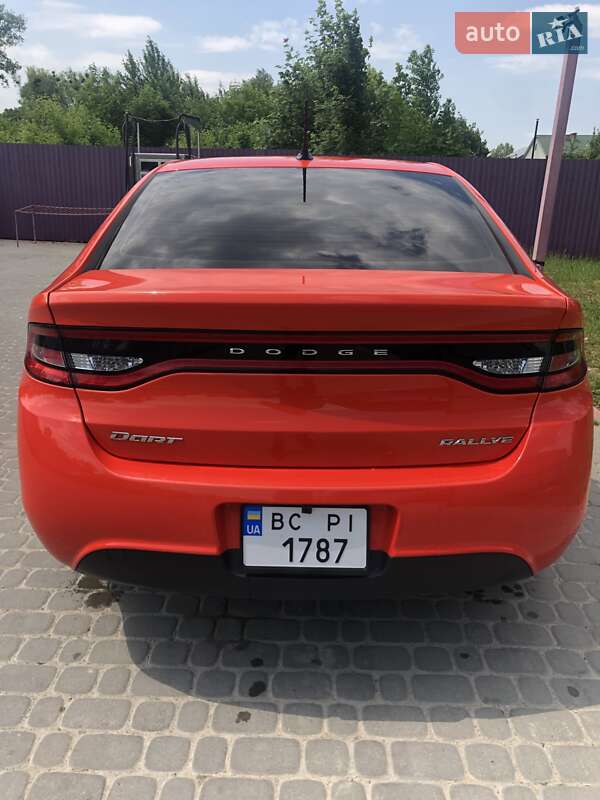 Седан Dodge Dart 2016 в Львове