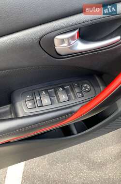 Седан Dodge Dart 2015 в 